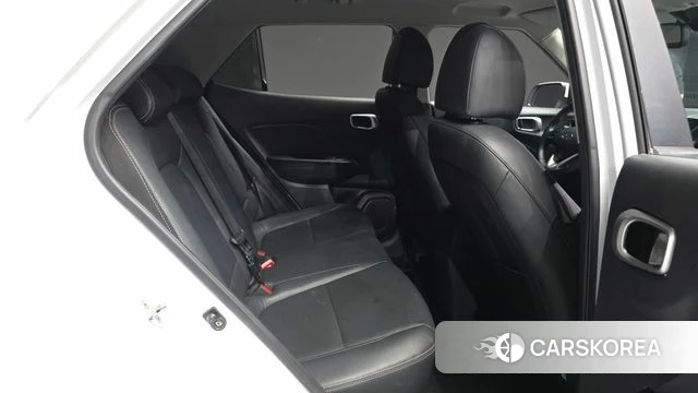Hyundai Venue 2022 Белый из Кореи, фото 3