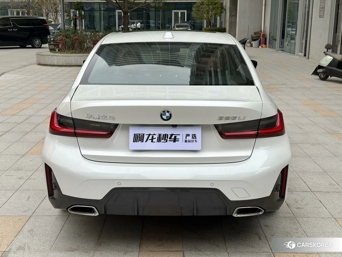 BMW 3 series 2022 Белый из Китая, фото 3