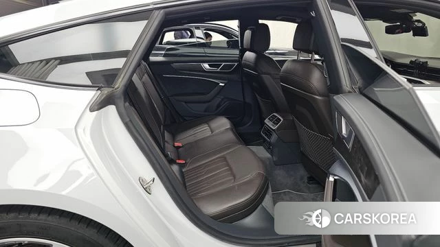 Audi A7 (4K) 2021 Белый из Кореи, фото 3