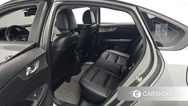 Kia Come New K3 2019 Серебристо-серый из Кореи, фото 3