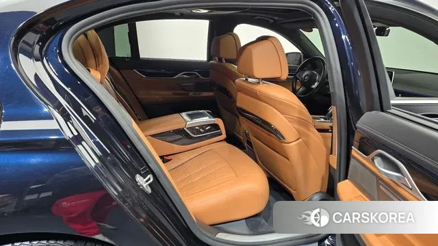 BMW 7 Series (G11) id 3483778 из Кореи 3