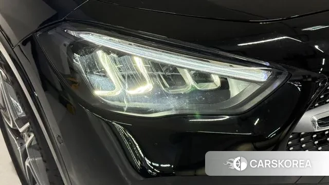 Mercedes-Benz GLA - Class H247 2025 Черный из Кореи, фото 3