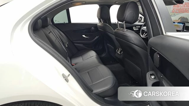 Mercedes-Benz C-Class W205 2020 Белый из Кореи, фото 3