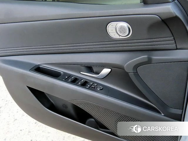 Hyundai Avante (CN7) 2022 Белый из Кореи, фото 3