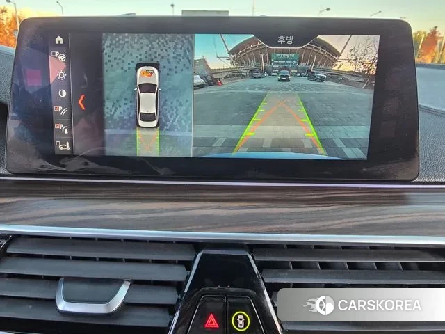 BMW 5 Series (G30) 2018 Серебристо-серый из Кореи, фото 3