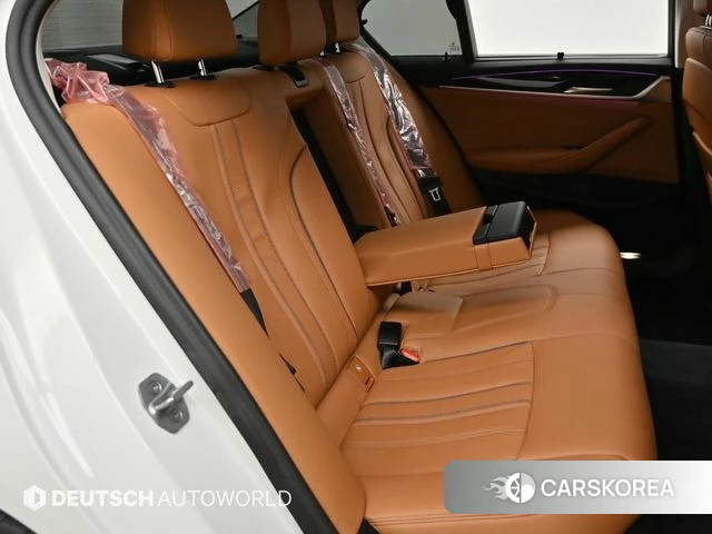 BMW 5 Series (G30) 2022 Белый из Кореи, фото 3
