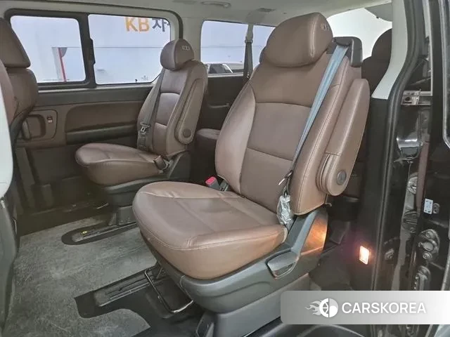 Hyundai The New Grand Starex 2018 Черный из Кореи, фото 3