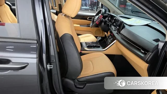 Kia Carnival 4th generation 2022 Серый из Кореи, фото 3