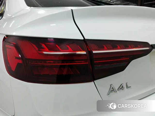 Audi A4L 2025 Белый из Китая, фото 3