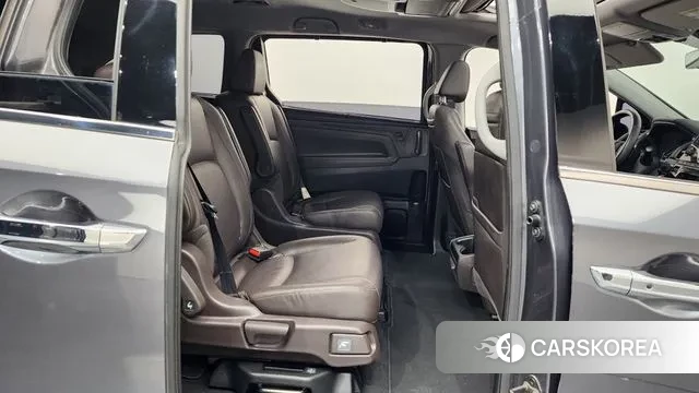 Honda Odyssey 2018 Серый из Кореи, фото 3