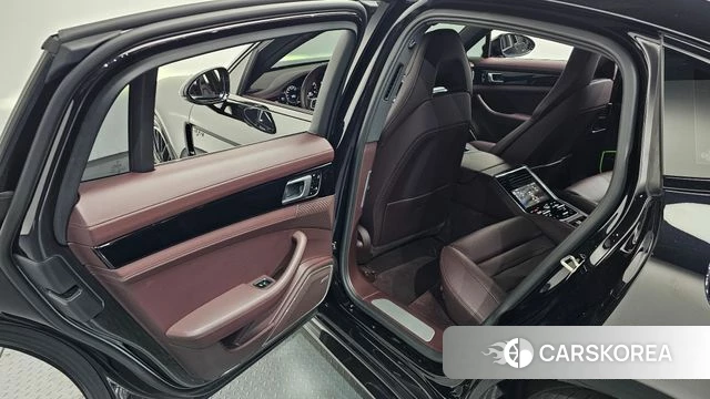 Porsche Panamera (971) 2020 Черный из Кореи, фото 3