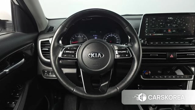 Kia Seltos 2021 Белый из Кореи, фото 3