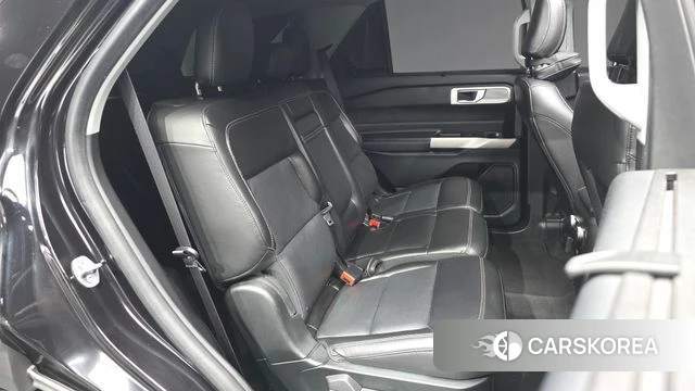 Ford Explorer 6th Generation 2022 Черный из Кореи, фото 3