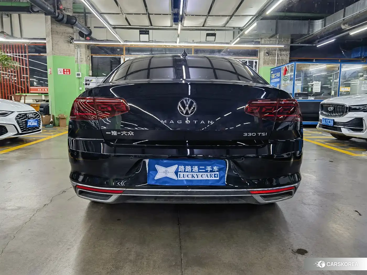 Volkswagen Magotan 2026 Черный из Китая, фото 3