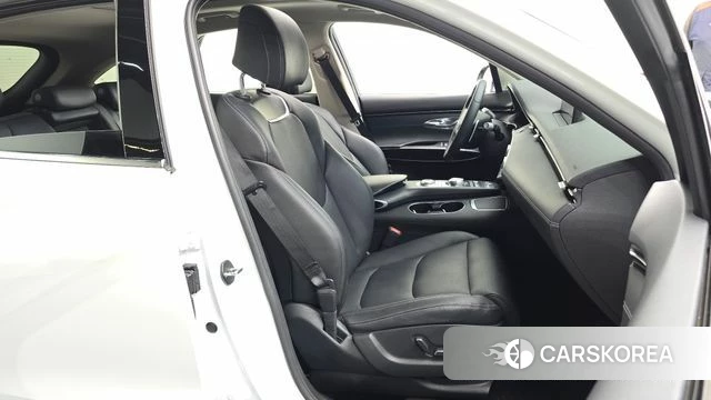 Genesis GV70 2021 Белый из Кореи, фото 3