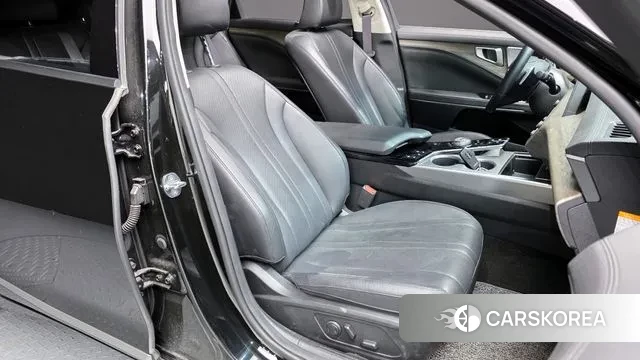 Kia K8 Hybrid 2023 Черный из Кореи, фото 3