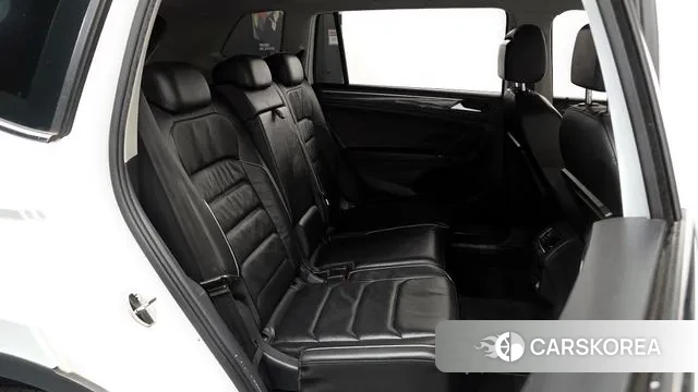 Volkswagen Tiguan Allspace 2018 Белый из Кореи, фото 3