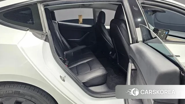 Tesla Model 3 2022 Белый из Кореи, фото 3