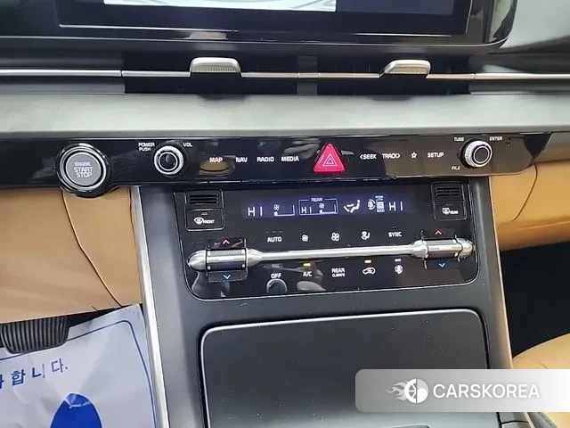 Kia Carnival 4th generation 2023 Белый из Кореи, фото 3