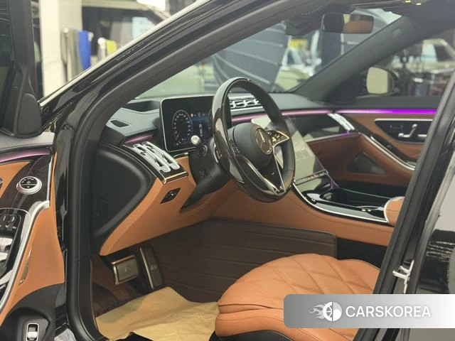 Mercedes-Benz Maybach S-class 2022 Черный из Китая, фото 3