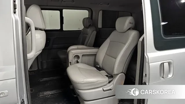 Hyundai The New Grand Starex 2021 Серебряный из Кореи, фото 3