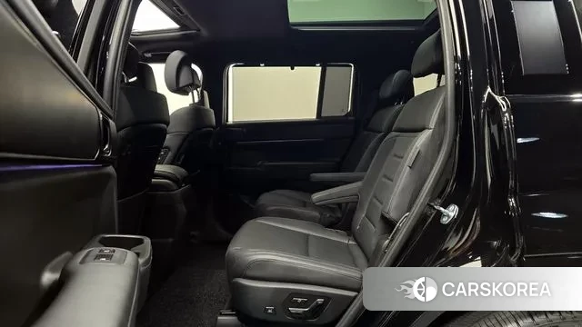 Hyundai Santa Fe (MX5) 2024 Черный из Кореи, фото 3