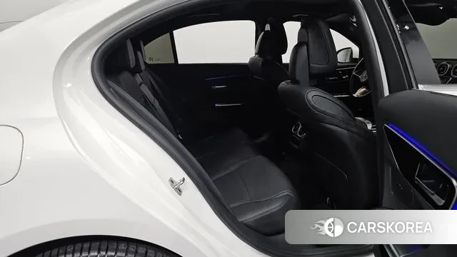 Mercedes-Benz C-Class W206 2024 Белый из Кореи, фото 3