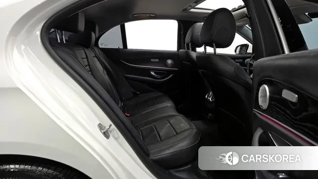 Mercedes-Benz E-Class W213 2018 Белый из Кореи, фото 3