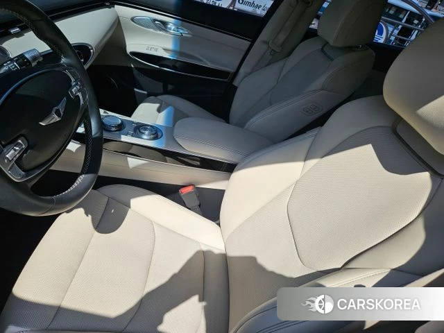 Genesis GV70 2021 Белый из Кореи, фото 3