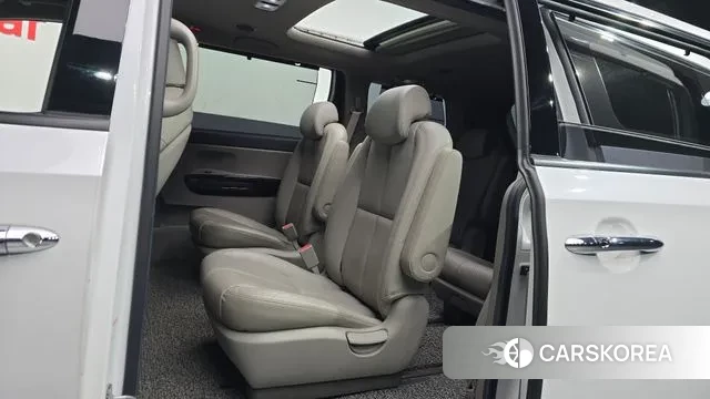 Kia The New Carnival 2019 Белый из Кореи, фото 3