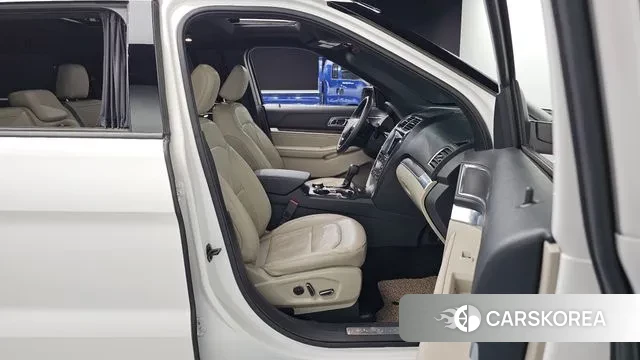 Ford Explorer 2018 Белый из Кореи, фото 3