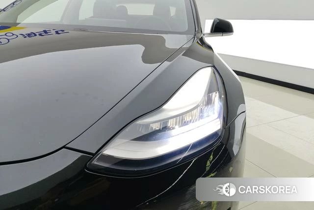 Tesla Model 3 2020 Черный из Китая, фото 3