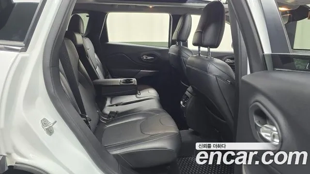 Jeep Cherokee (KL) id 2906137 из Кореи 3