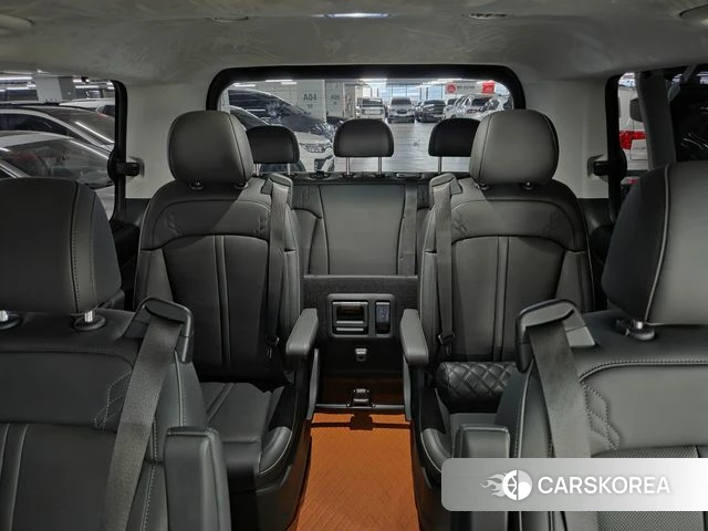 Hyundai Staria 2024 Белый из Кореи, фото 3