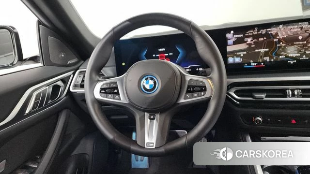 BMW i4 2022 Белый из Кореи, фото 3