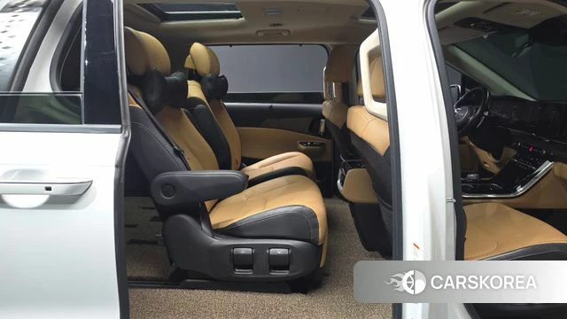 Kia Carnival 4th generation 2022 Белый из Кореи, фото 3