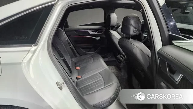 Audi A6 (C8) id 2884485 из Кореи 3