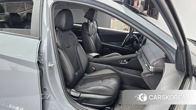 Hyundai Avante Hybrid (CN7) 2021 Серый из Кореи, фото 3