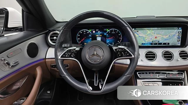 Mercedes-Benz E-Class W213 2021 Белый из Кореи, фото 3