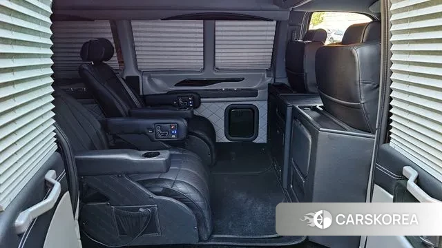 Chevrolet Express Van 2020 Черный из Кореи, фото 3