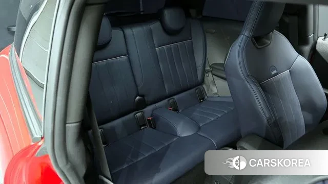 Mini Cooper S 4th Generation 2024 Красный из Кореи, фото 3