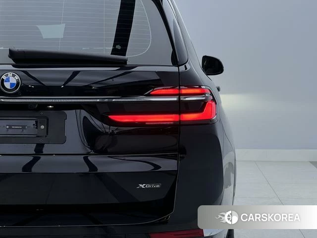 BMW X7 2025 Черный из Китая, фото 3