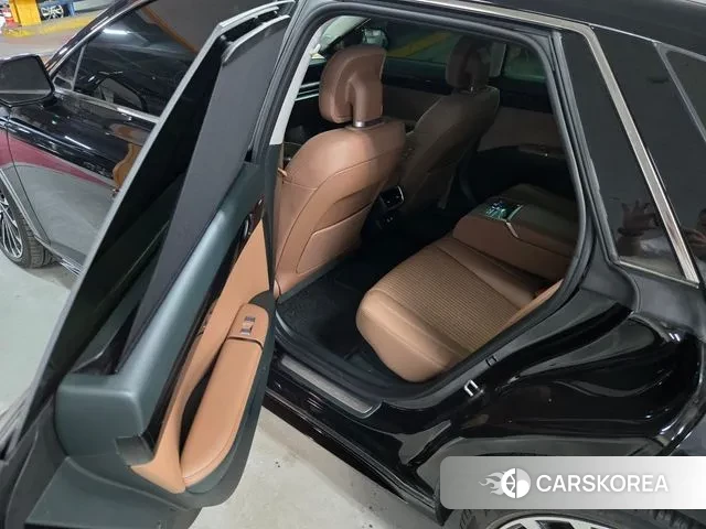 Hyundai Grandeur Hybrid (GN7) 2023 Черный из Кореи, фото 3