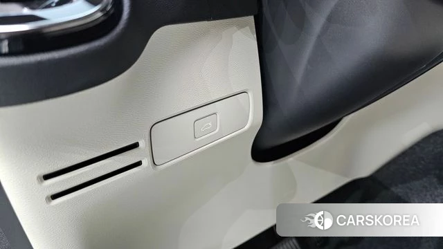 Volvo XC40 2022 Белый из Кореи, фото 3