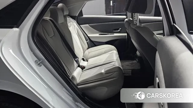 Hyundai Avante (CN7) 2022 Белый из Кореи, фото 3