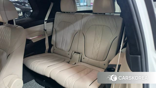 BMW X7 (G07) 2021 Белый из Кореи, фото 3
