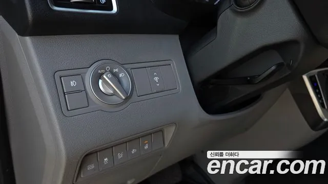 Hyundai Solati 2023 Белый из Кореи, фото 3