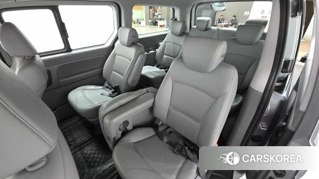 Hyundai The New Grand Starex 2020 Серебристо-серый из Кореи, фото 3