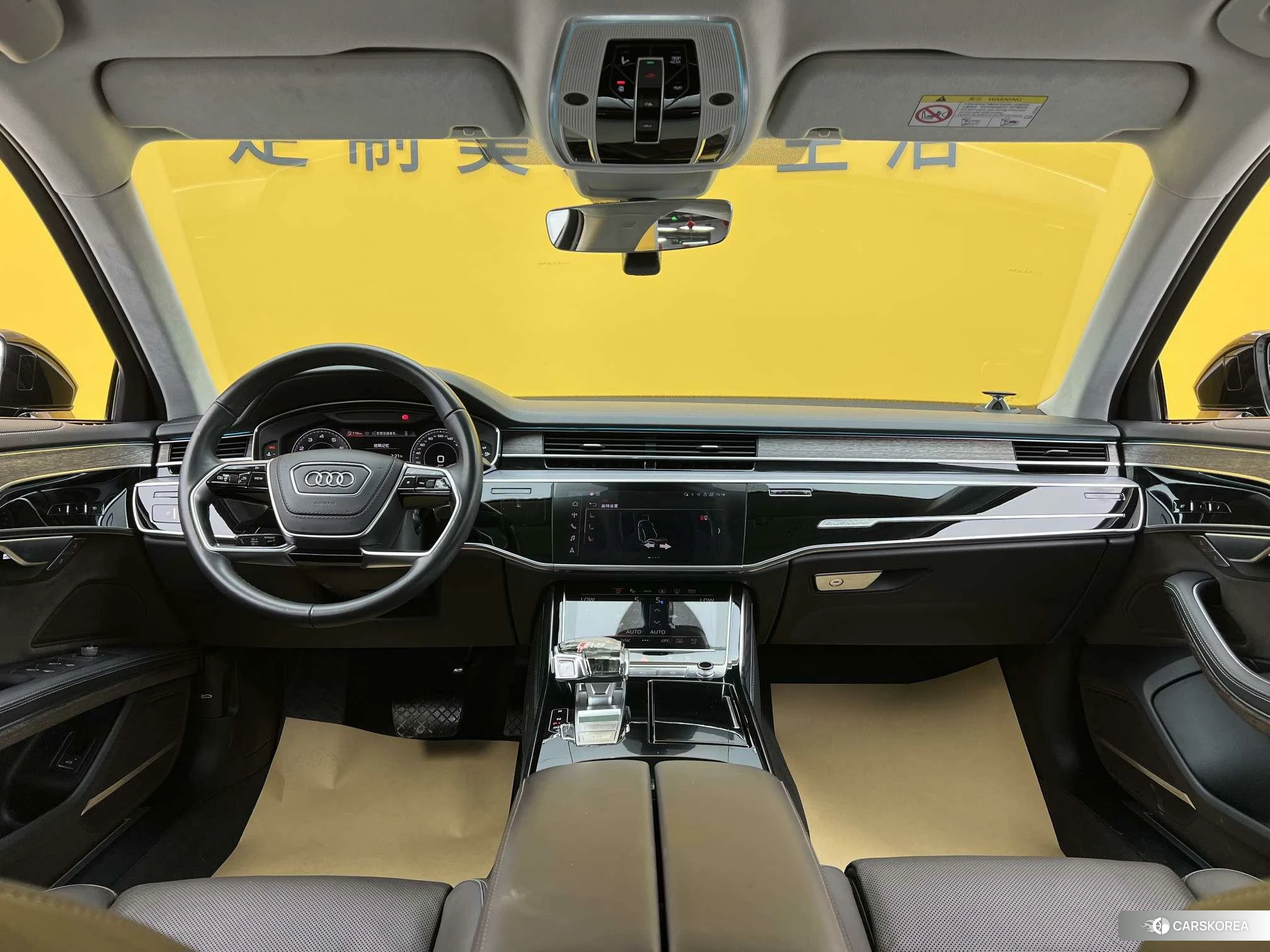 Audi A8 2023 Черный из Китая, фото 3