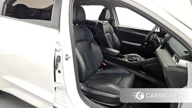 Kia K5 3rd generation 2022 Белый из Кореи, фото 3